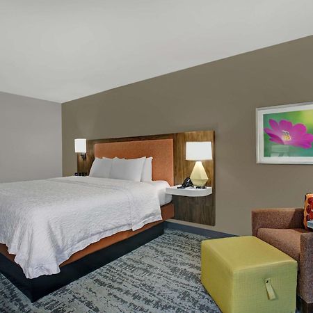 Hampton Inn Salisbury Exterior foto